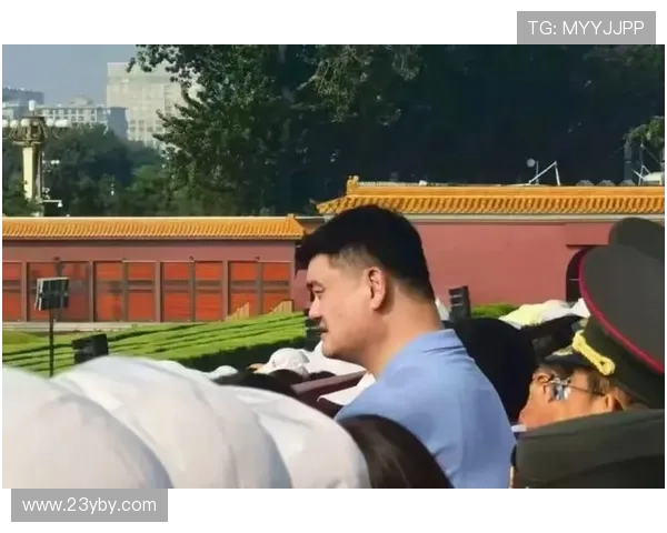 霍启刚与姚明携手推动中国男篮发展新篇章 霍启刚与姚明携手推动中国男篮发展新篇章